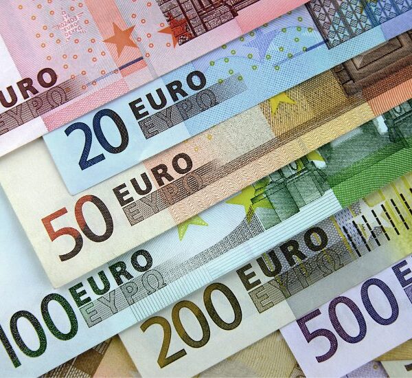 Cuánto cuesta una boda en España (2026): presupuesto real y precios por proveedor